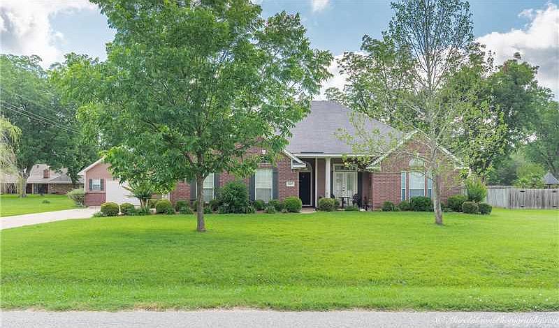 1st image of 5807 Sumner Ln