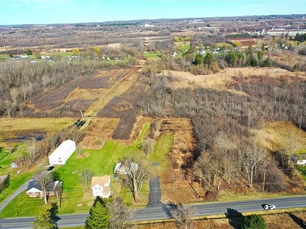 6970 N Division Street Rd #44, Auburn, NY 13021