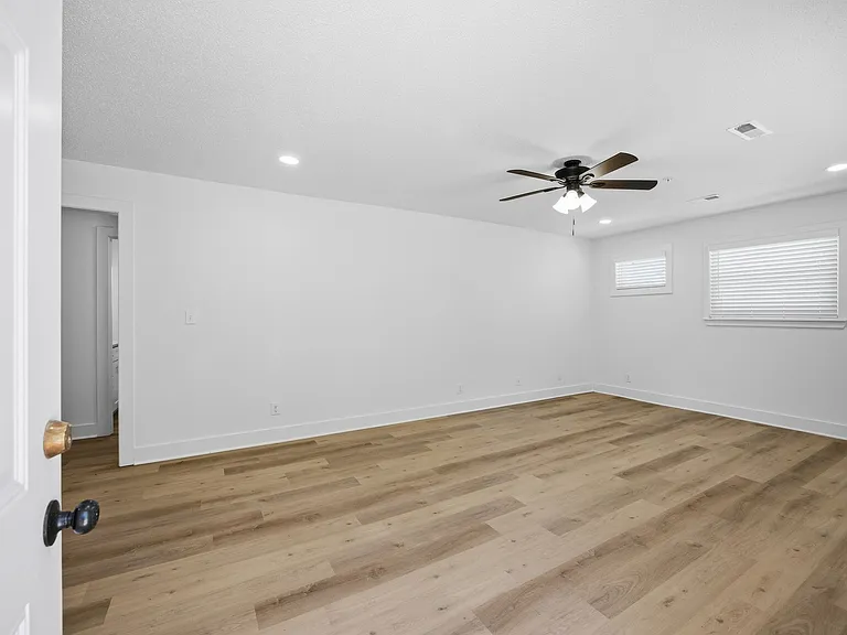 2903 15th Ave #203 — Photo 9