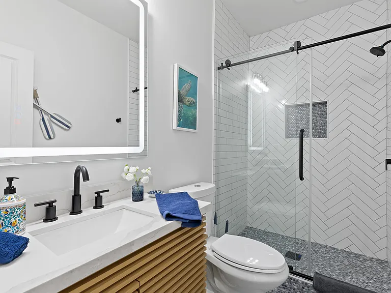 111 W Sunny Isle Dr — Photo 37