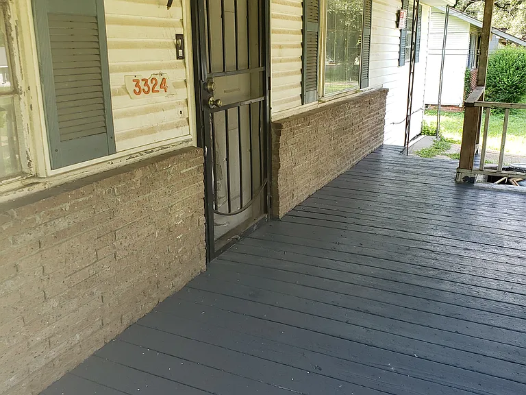 3324 Beatrice Dr — Photo 2
