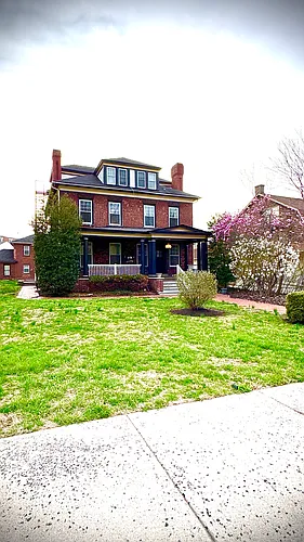 724 Main St #3 Photo 1