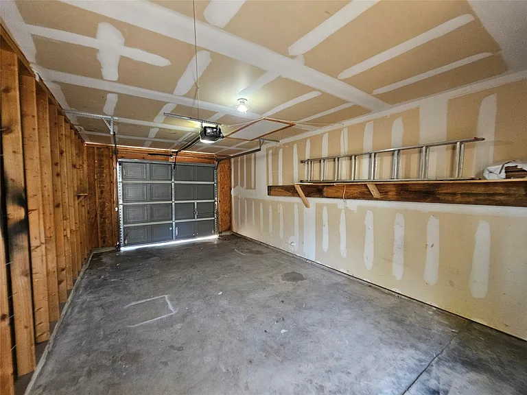 304 Windridge Village Cv — Photo 37