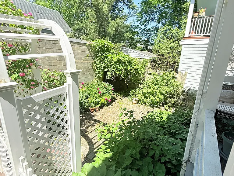 79 Kirkland St #1 — Photo 10