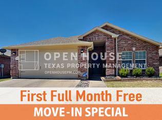 9017 Navigation Dr, Fort Worth, TX 76179