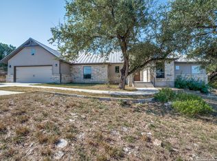 1192 Johnson Rd, Canyon Lake, TX 78133