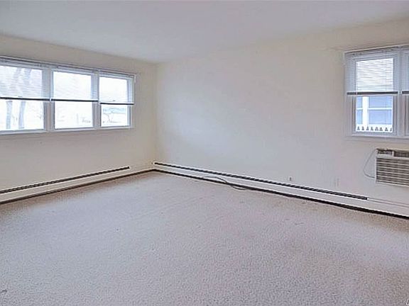 2nd image of 264 Long Beach Blvd Floor 1