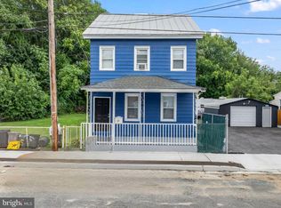 65 Penn St, Penns Grove, NJ 08069
