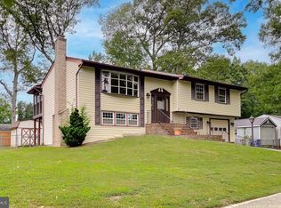 3502 Lisa Ln, Waldorf, MD 20601