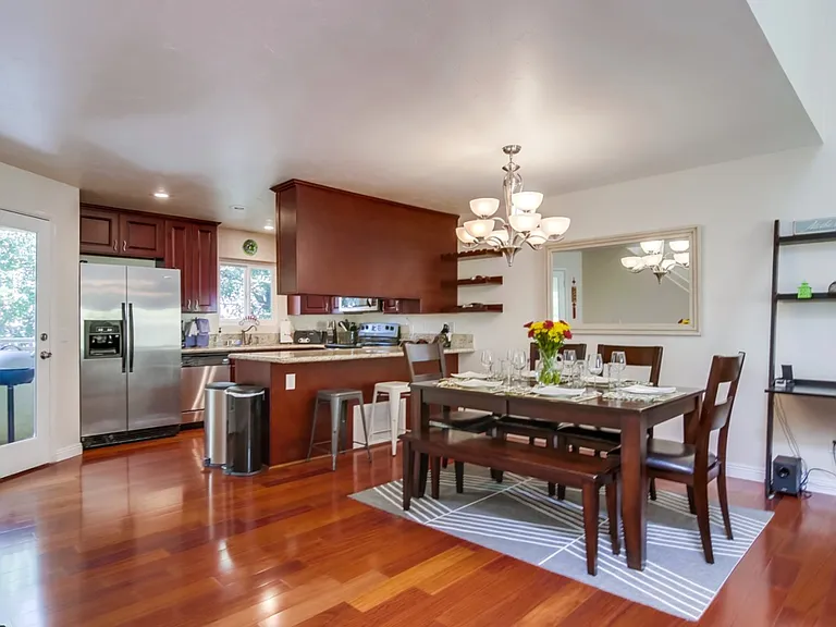3843 Riviera Dr — Photo 8