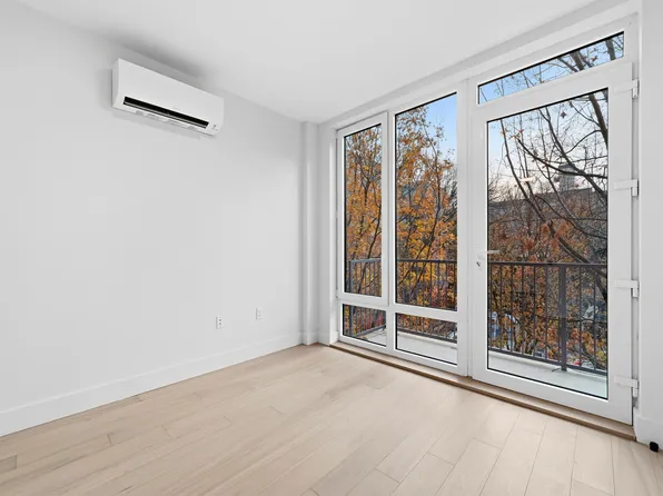 107 South Third Street image 7 of 15