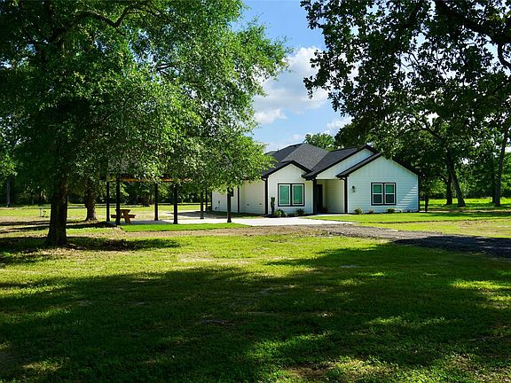 4th image of 39645 Bosque Rd