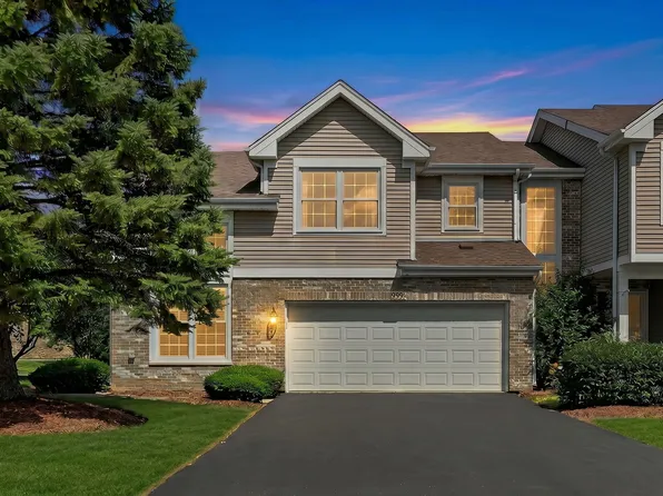 999 Willow St, Itasca, IL 60143
