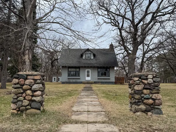 4 N Hickory St, Royalton, MN 56373