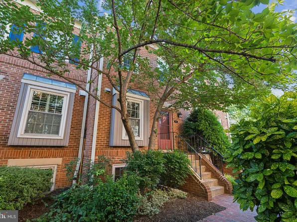 776 N Vermont St, Arlington, VA 22203