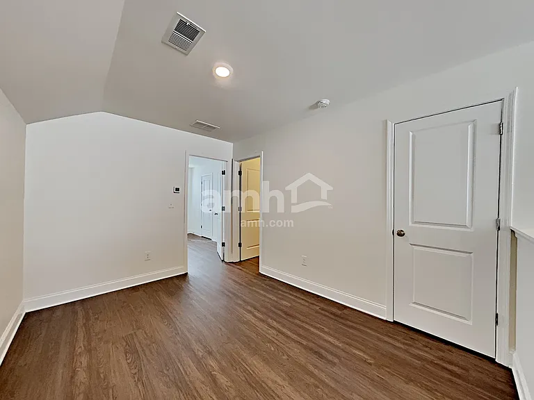 2447 Napa Valley Dr — Photo 24