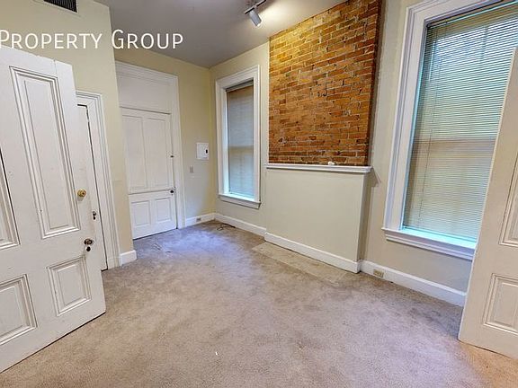 5th image of 30 E Hollister St #1