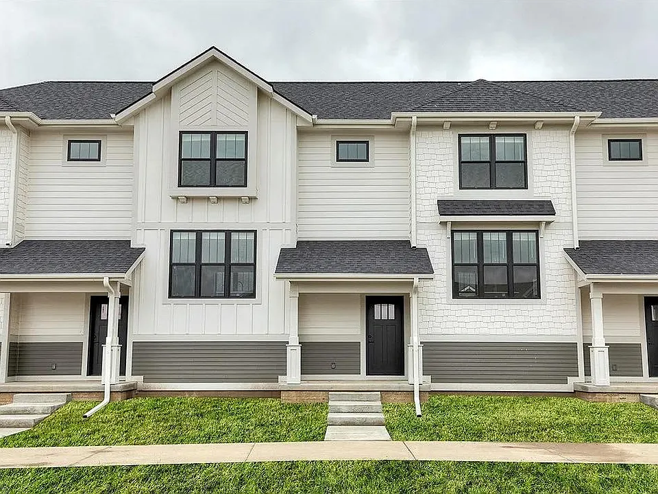 2825 SW Prairie Trail Pkwy