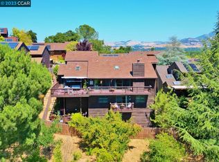 91 Greenock Ln, Pleasant Hill, CA 94523