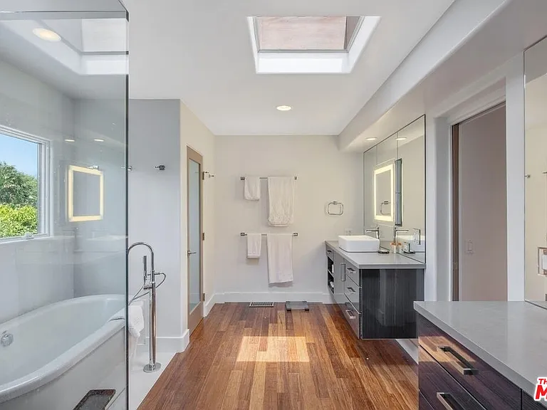 1312 Shoreline Dr — Photo 29
