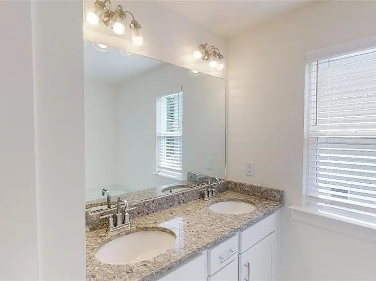 6328 Scudders Dr — Photo 20