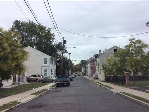 2nd image of 129 Sweets Ave