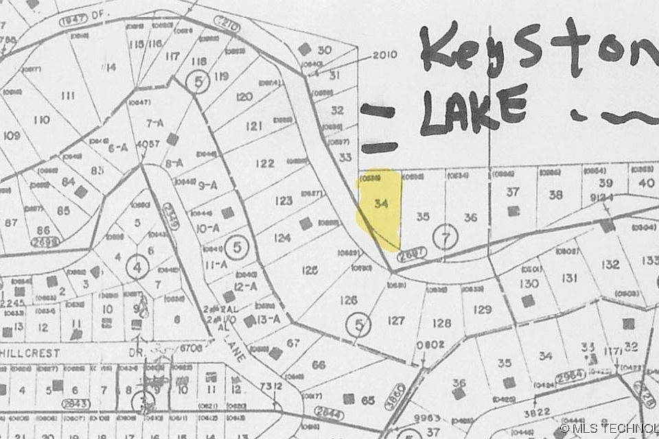2nd image of 2421 W Lakeshore Dr