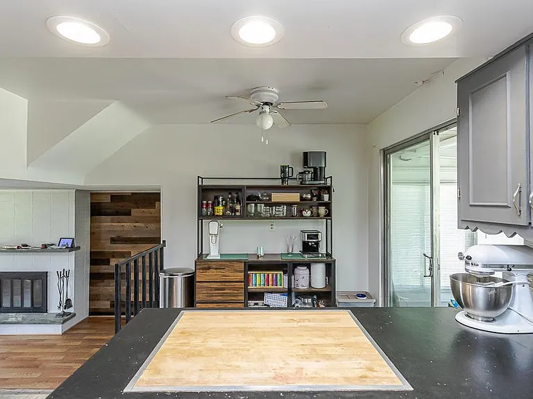 6125 Seaman Rd — Photo 18