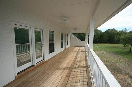 4th image of 24710 BREEZE OAK LN