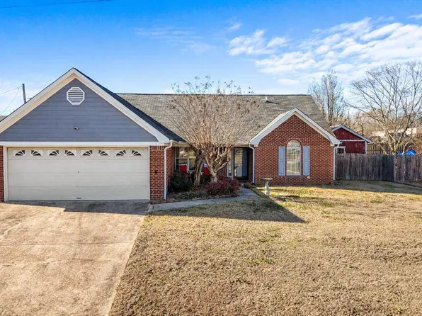 809 W Bay Cir, Tupelo, MS 38801