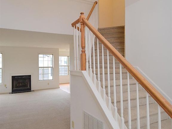 2nd image of 2220 Rawlings Ct