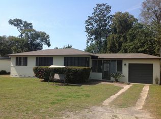 716 Leafy Ln, Jacksonville, FL 32216