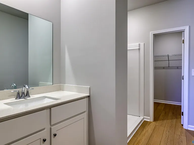 108 Karenlee Cir — Photo 8