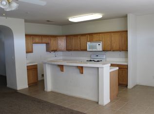 12111 Great Country Dr, Bakersfield, CA 93312