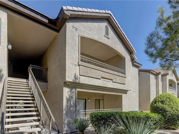 8250 N Grand Canyon Dr Unit 2026, Las Vegas, NV 89166
