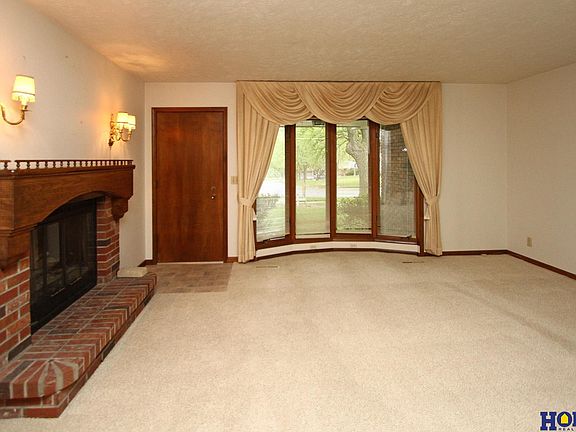 4th image of 700 Danville Dr