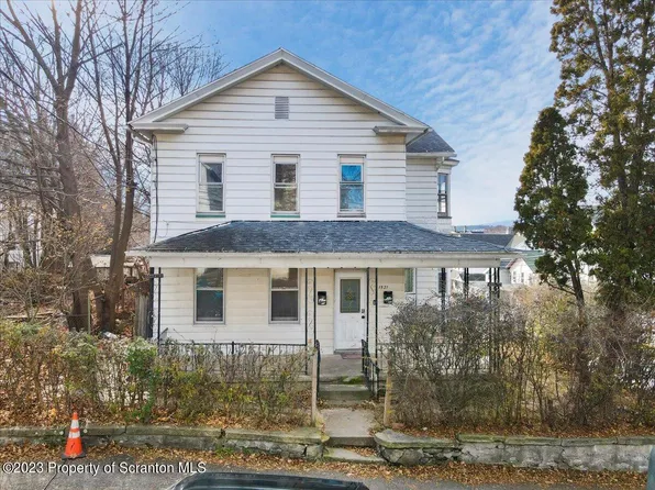 1521 Jackson St, Scranton, PA 18504