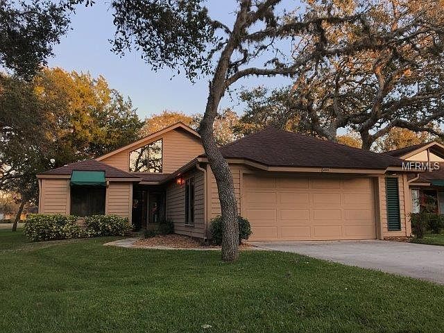 1st image of 654 Saint Andrews Cir