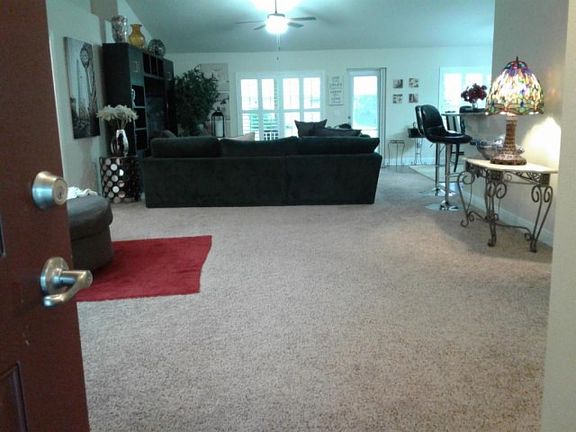 3rd image of 1108 SE Clifton Ln