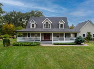 239 Dripps Rd, Middletown, CT 06457