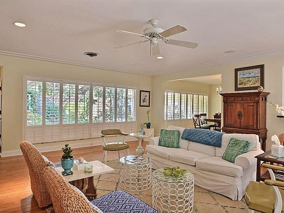 5th image of 4112 Shoreland Dr