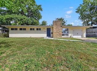 1722 Ridgewood Dr, Saint Louis, MO 63126