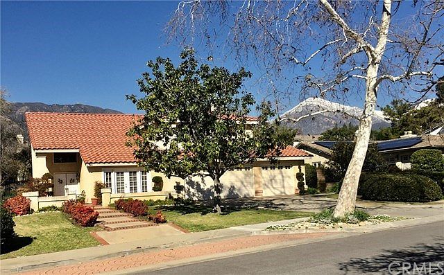 1st image of 311 E Dunbarton Pl