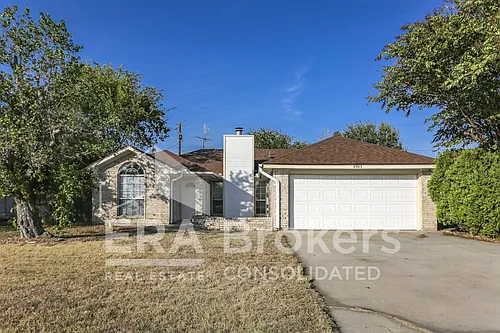 4903 Ridge Cir Photo 1