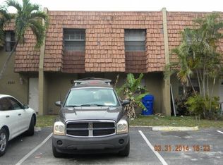 5041 SW 13th Ct, Pompano Beach, FL 33068