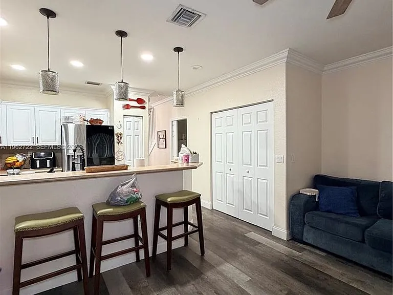 2677 SW 83rd Ter #102 — Photo 7