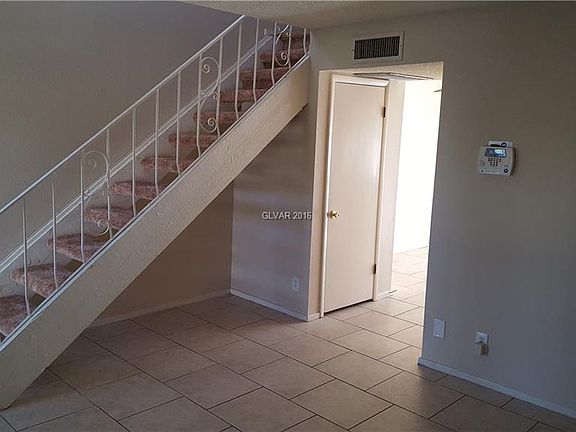 5th image of 6001 Bromley Ave #19