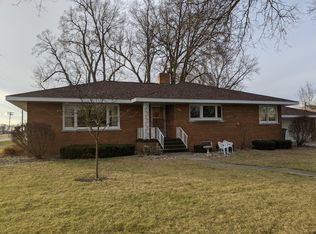 420 N Pearl St, Forrest, IL 61741