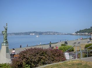 2724 Alki Ave SW APT 205, Seattle, WA 98116