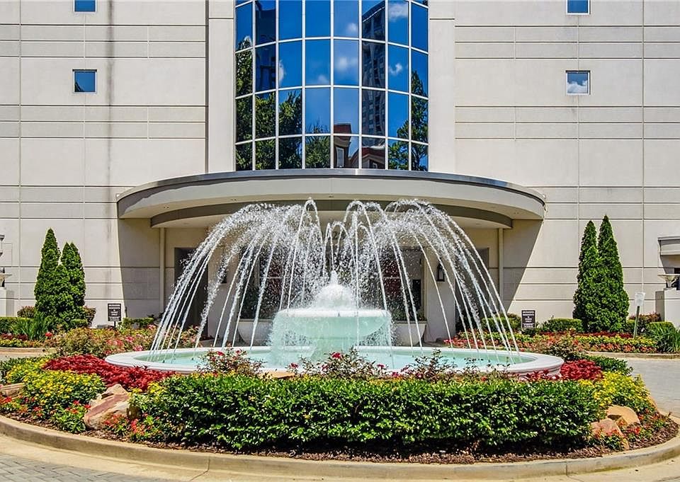 1st image of 2828 Peachtree Rd #2402